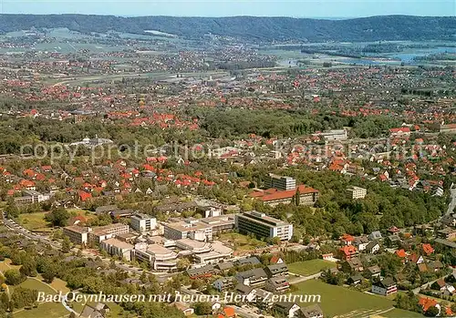 AK / Ansichtskarte Bad_Oeynhausen Stadtbild mit neuem Herz Zentrum Bad_Oeynhausen