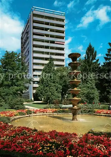 AK / Ansichtskarte Biel_Bienne Hochhaus und Stadtgarten Biel Bienne