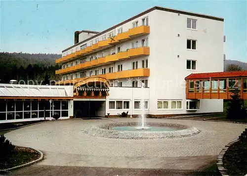 AK / Ansichtskarte Neukirchen_Knuellgebirge Rehazentrum Urbachtal und Klinik Dr Bartsch Neukirchen Knuellgebirge