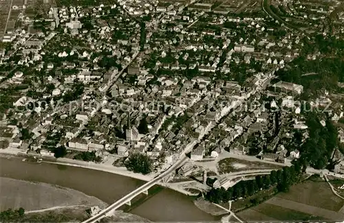 AK / Ansichtskarte Holzminden_Weser Fliegeraufnahme Totalansicht Holzminden Weser