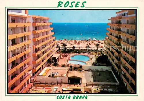 AK / Ansichtskarte Roses_Costa_Brava Holidays Center Pool und Strand Roses_Costa_Brava