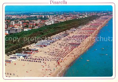 AK / Ansichtskarte Pinarella_di_Cervia Spiaggia Pineta e alberghi Fliegeraufnahme Pinarella_di_Cervia