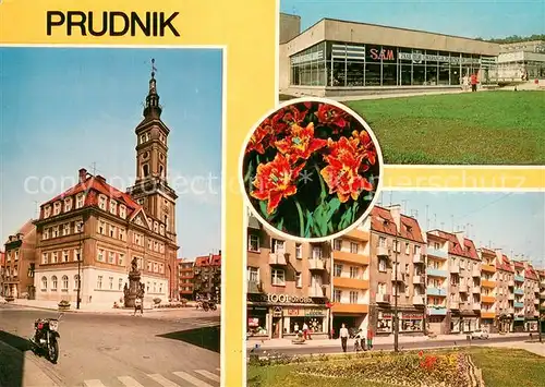 AK / Ansichtskarte Prudnik_Neustadt_OS_PL Ratusz przebudowany Osiedle mieszkaniowe im Marcelego Nowotki pawilon handlowy Rynek 