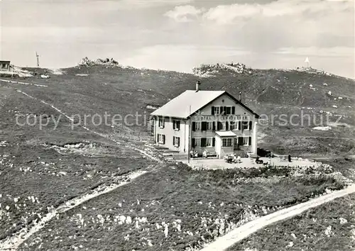 AK / Ansichtskarte Chasseron_VD Hotel et Sommet du Chasseron Aussenansicht 