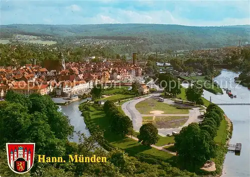 AK / Ansichtskarte Hann._Muenden Fliegeraufnahme mit Tanzwerder Platz Dampfer Anleger und Stadt Hann. Muenden