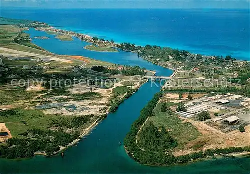 AK / Ansichtskarte Varadero_Cuba Vista aerea de la darsena y Punta Blanca 