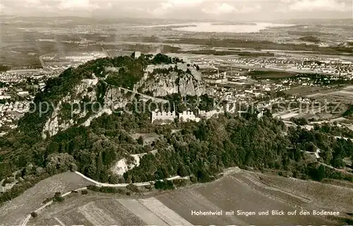 AK / Ansichtskarte Hohentwiel Fliegeraufnahme mit Singen und Bodensee Hohentwiel