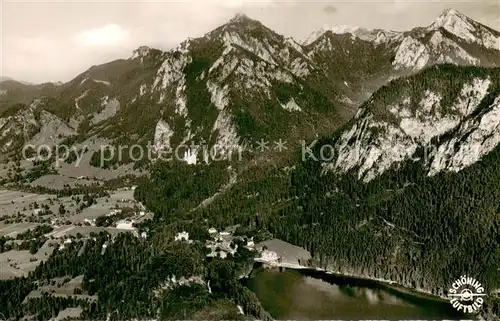 AK / Ansichtskarte Hohenschwangau Fliegeraufnahme Gesamtansicht m. Bergpanorama Hohenschwangau