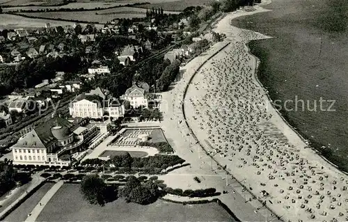 AK / Ansichtskarte Travemuende_Ostseebad Fliegeraufnahme Strand Travemuende_Ostseebad