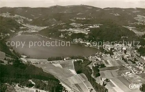 AK / Ansichtskarte Titisee Fliegeraufnahme Gesamtansicht m. Feldberg Seebuck Herzogenhorn Titisee