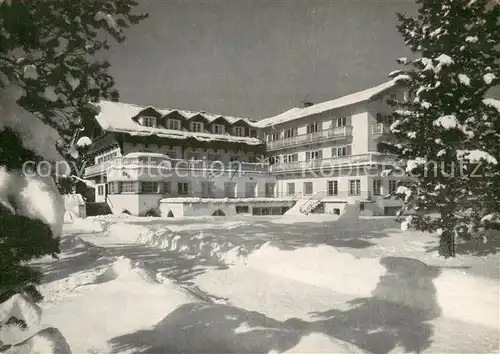 AK / Ansichtskarte Rottach Egern Sanatorium Bergfrieden Winter Schnee Rottach Egern