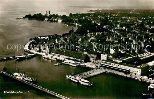 AK / Ansichtskarte Friedrichshafen_Bodensee Fliegeraufnahme Friedrichshafen Bodensee