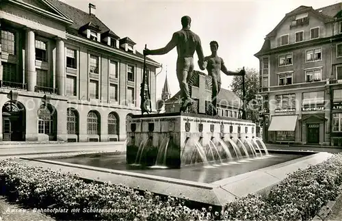 AK / Ansichtskarte Aarau_AG Bahnhofplatz mit Schuetzendenkmal Aarau_AG