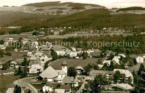 AK / Ansichtskarte Hinterzarten Fliegeraufnahme Hinterzarten