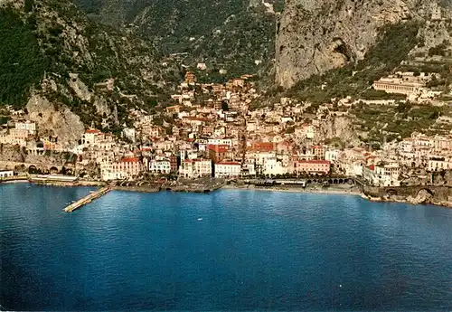 AK / Ansichtskarte Amalfi Fliegeraufnahme Panorama Amalfi