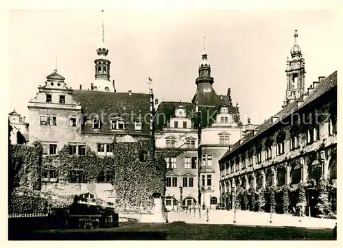 AK / Ansichtskarte Dresden Ehem Stallhof vor der Zerstoerung 1945 Dresden