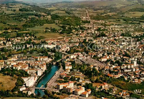 AK / Ansichtskarte Lourdes_Hautes_Pyrenees le Beout Hotels Chateau fort Eglise Gave et la plaine de Tarbes vue aerienne Lourdes_Hautes_Pyrenees