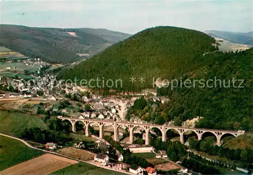 AK / Ansichtskarte Willingen_Sauerland Fliegeraufnahme Zug Bruecke Willingen_Sauerland
