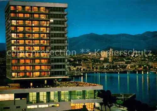 AK / Ansichtskarte Split_Spalato Hotel Marjan bei Nacht Split_Spalato