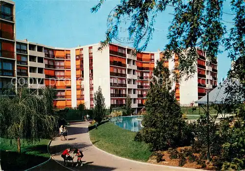 AK / Ansichtskarte Ris Orangis Partie im Park Ris Orangis