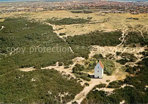 AK / Ansichtskarte Skagen Den tilsandede kirke set fra luften Skagen