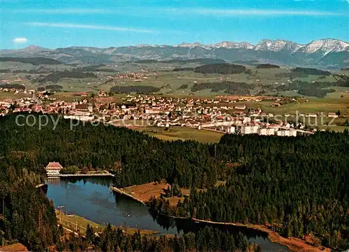 AK / Ansichtskarte Lindenberg_Allgaeu Fliegeraufnahme mit Waldsee Lindenberg Allgaeu