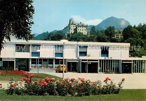 AK / Ansichtskarte La_Rochette_Castellane Batiment Administratif Au fond Le Chateau La_Rochette_Castellane