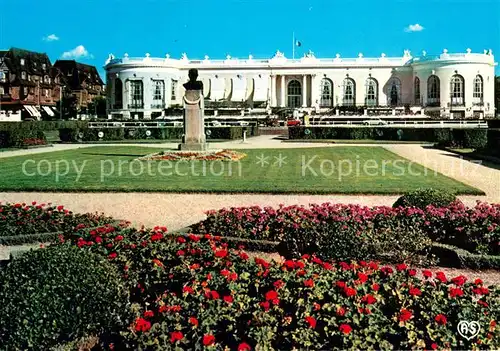 AK / Ansichtskarte Deauville sur Mer Casino et les jardins Monument 