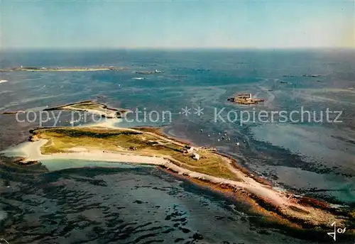 AK / Ansichtskarte Iles_de_Glenan Centre de plongee du G.A.P. de Quimper vue aerienne Iles_de_Glenan