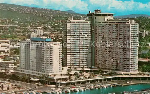AK / Ansichtskarte Waikiki_Honolulu_Hawaii Ilikai Hotel and the Yacht Harbor Air view 