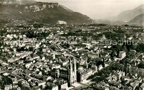 AK / Ansichtskarte Voiron_38 Chartreuse Vue generale aerienne Eglise Saint Bruno 