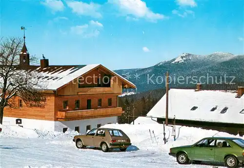 AK / Ansichtskarte Bayerisch_Eisenstein Berggasthof Mooshuette im Winter Bayerischer Wald Bayerisch_Eisenstein