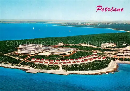 AK / Ansichtskarte Petrcane Turisticko naselja Funia Skala Fliegeraufnahme Petrcane