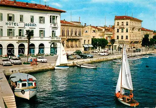 AK / Ansichtskarte Porec_Croatia Hotel Jadran Bootshafen 