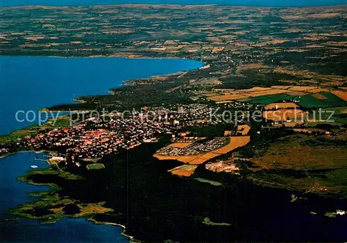 AK / Ansichtskarte Koepingsvik_Borgholm Oland till hoeger ses Konungens Slott Solliden Fliegeraufnahme 