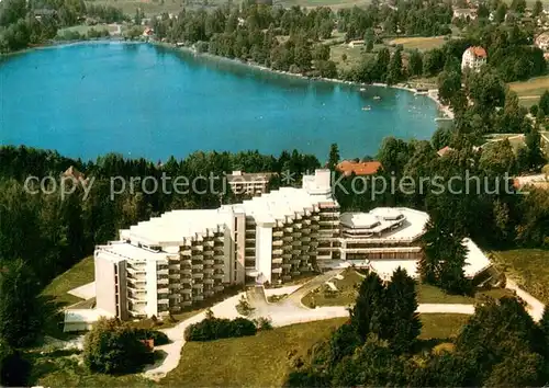 AK / Ansichtskarte Murnau_Staffelsee Fliegeraufnahme mit BRK Ruhesitz Murnau_Staffelsee