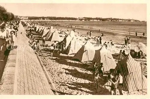 AK / Ansichtskarte Royan_17 Vue generale de la Plage et la Pointe Vallieres 