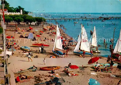 AK / Ansichtskarte Andernos les Bains La plage devant les Terrasses La jetee Andernos les Bains