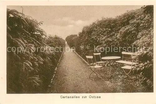 AK / Ansichtskarte Niendorf__Ostseebad_Timmendorferstrand Antoniushaus Gartenallee zur Ostsee 