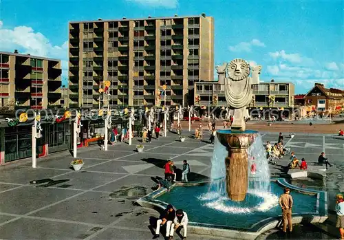 AK / Ansichtskarte Noordwijk_Noordwyk_aan_Zee Vuurtorenplein Brunnen Platz Hochhaus Noordwijk_Noordwyk