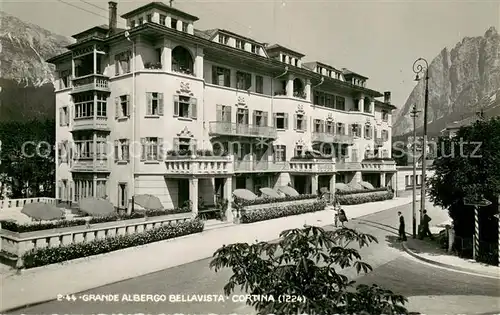 AK / Ansichtskarte Cortina_d_Ampezzo Grande Albergo Bellavista Aussenansicht Cortina_d_Ampezzo