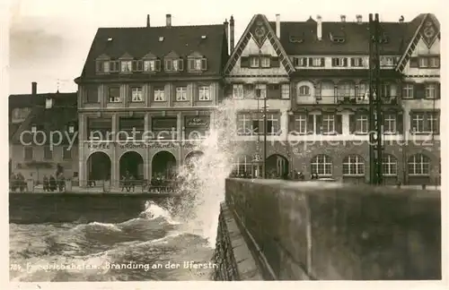 AK / Ansichtskarte Friedrichshafen_Bodensee Brandung an der Uferstrasse Friedrichshafen Bodensee