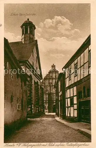 AK / Ansichtskarte Hameln_Weser Heiligengeiststrasse mit Rattenfaengerhaus Ehem Garnisonskirche Hameln Weser