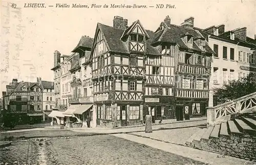 AK / Ansichtskarte Lisieux_14 Vieilles Maisons Place du Marche au Beurre 