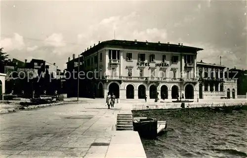 AK / Ansichtskarte Porec_Croatia Hotel Jadran am Hafen 