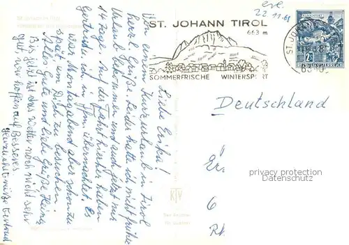 AK / Ansichtskarte St_Johann_Tirol Hauptplatz mit Blick zum Kaisergebirge St_Johann_Tirol