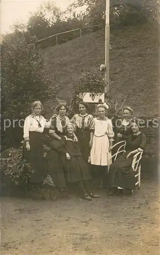 AK / Ansichtskarte Wildbad_Schwarzwald Maedchengruppe  Wildbad_Schwarzwald