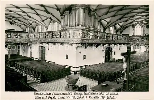 AK / Ansichtskarte Freudenstadt Ev Stadtkirche mit Orgel Taufstein und Kruzifix Freudenstadt