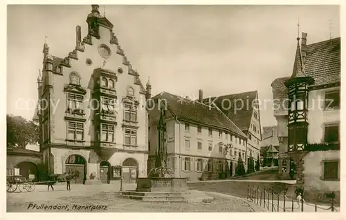 AK / Ansichtskarte Pfullendorf Marktplatz Rathaus Brunnen Pfullendorf