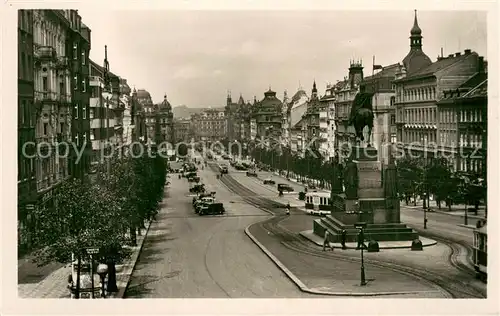 AK / Ansichtskarte Prag__Prahy_Prague Wenzelplatz m. Strassenbahnen 